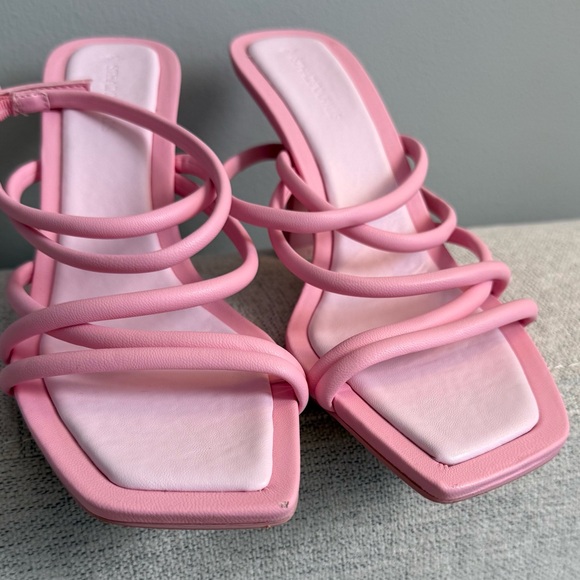Stradivarius strappy heeled sandal in Barbie Pink 37 - Picture 6 of 10